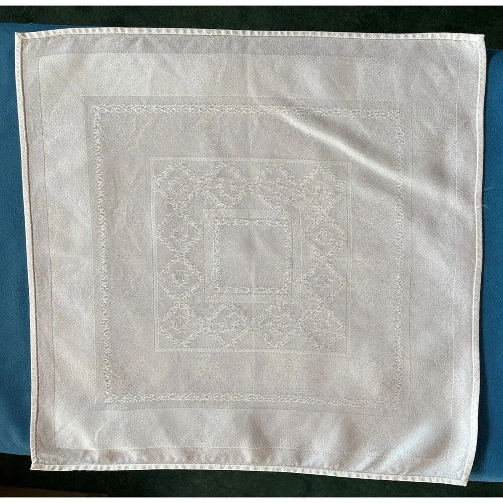 Vtg Set of 12 White Damask Linen Dinner Napkins Country Geometric 15